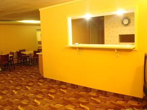 Americas Best Value Inn Бредфорд Ресторан фото