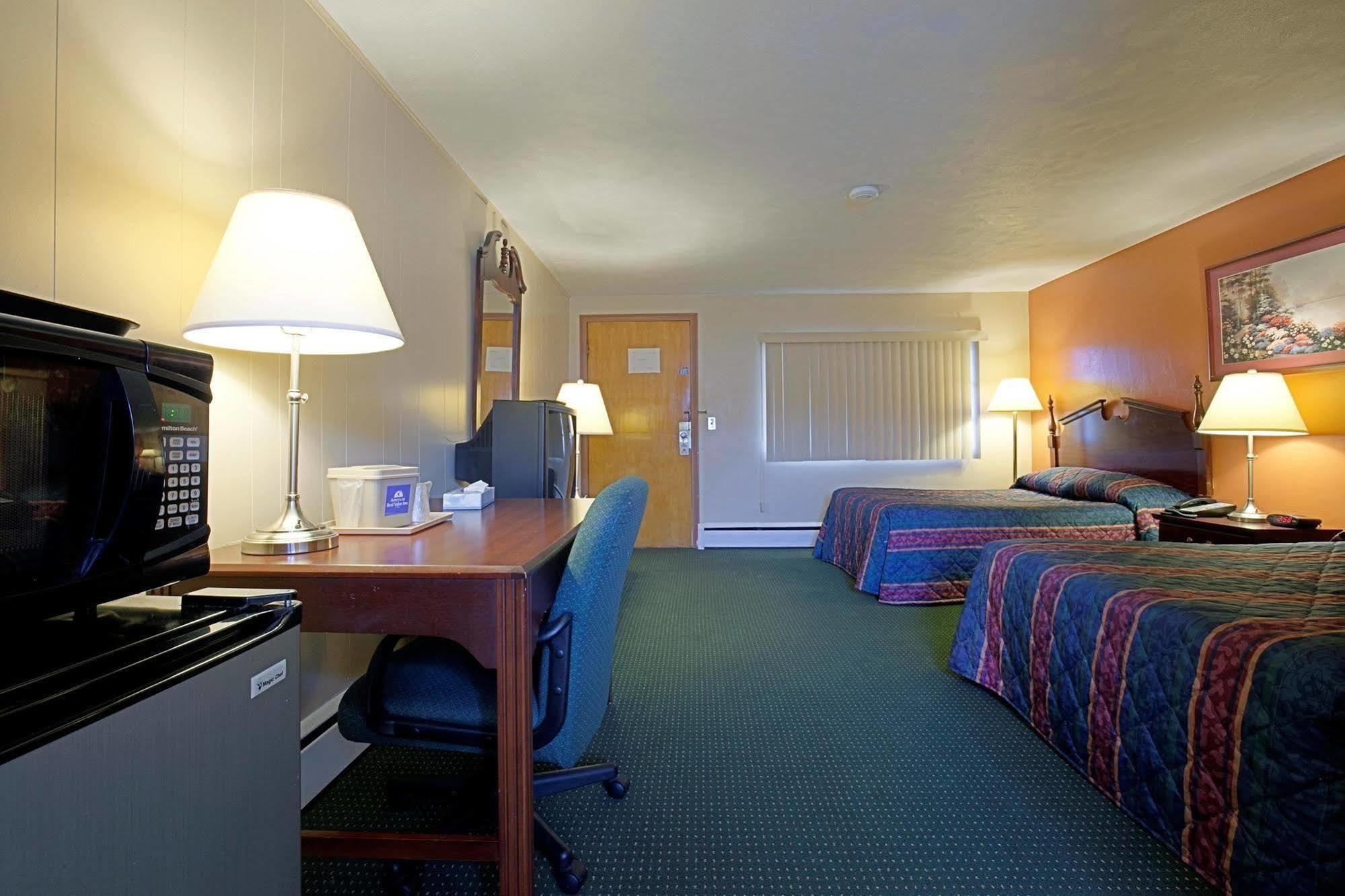 Americas Best Value Inn Бредфорд Номер фото